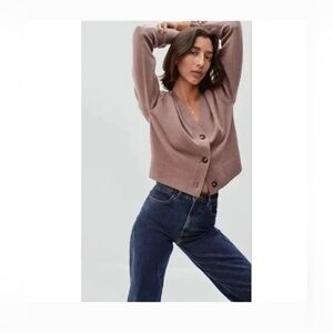 Everlane Cashmere Cardigan